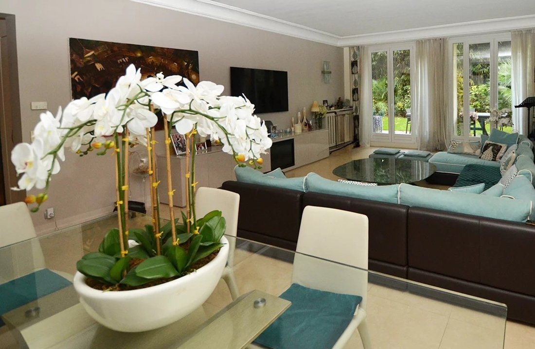 Apartment in Bois de Boulogne, Paris 16e Arrondissement, Paris 4 - 17529876