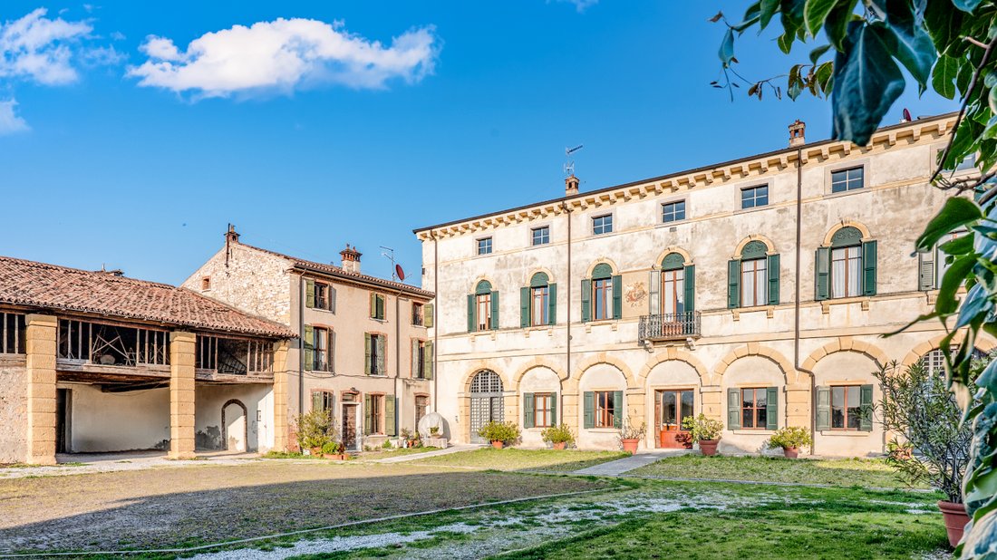 Villa in San Pietro In Cariano, Veneto, Italy 2 - 17530381