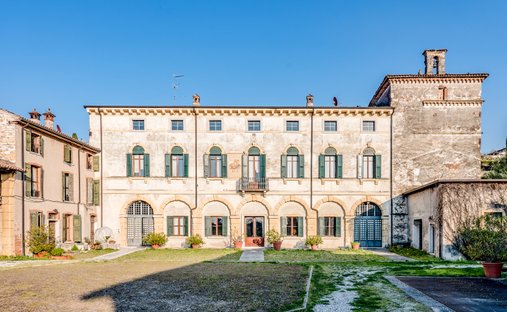 Villa in San Pietro In Cariano, Veneto, Italy 1