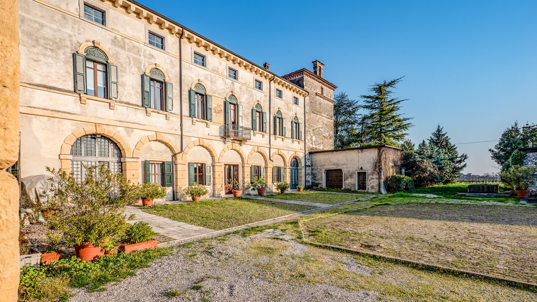 Villa in San Pietro In Cariano, Veneto, Italy 3 - 17530381