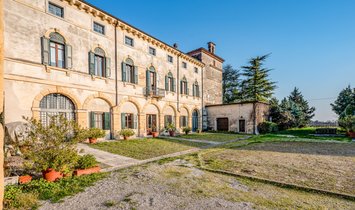Villa in San Pietro In Cariano, Veneto, Italy 2