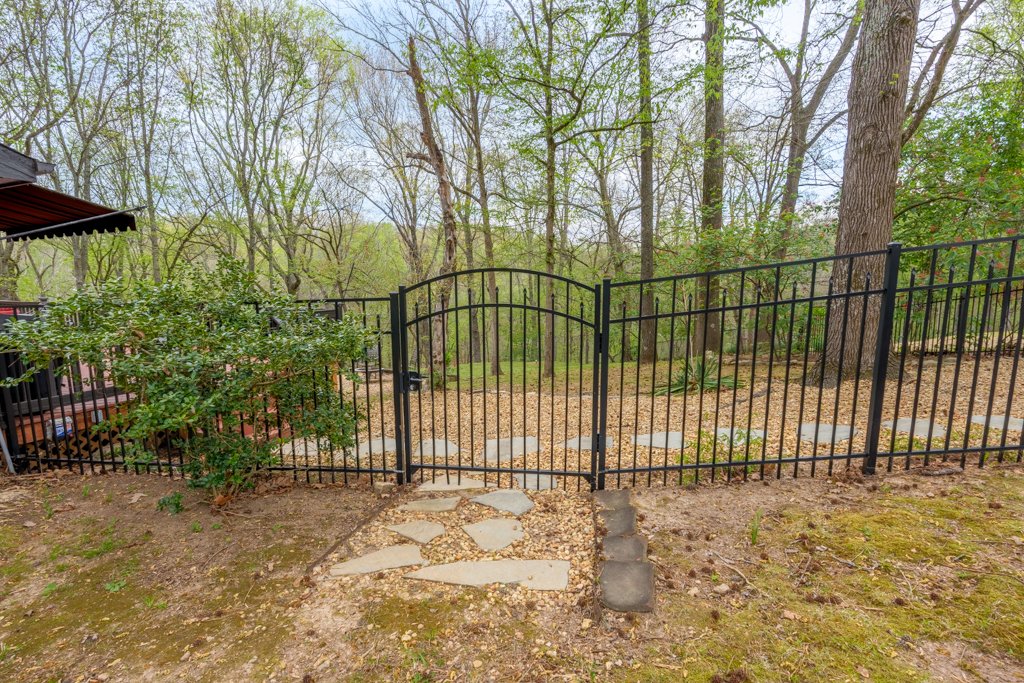 House in Florence, Alabama, United States 5 - 17530253