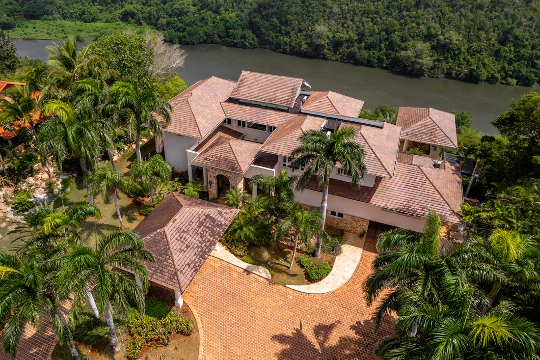 Villa in La Romana, La Altagracia Province, Dominican Republic 1 - 17533479