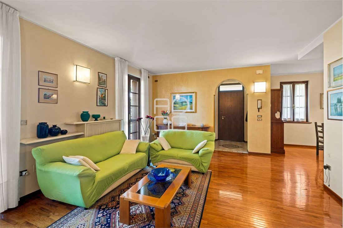 Villa in Colombare, Sirmione, Lombardy 5 - 17534730