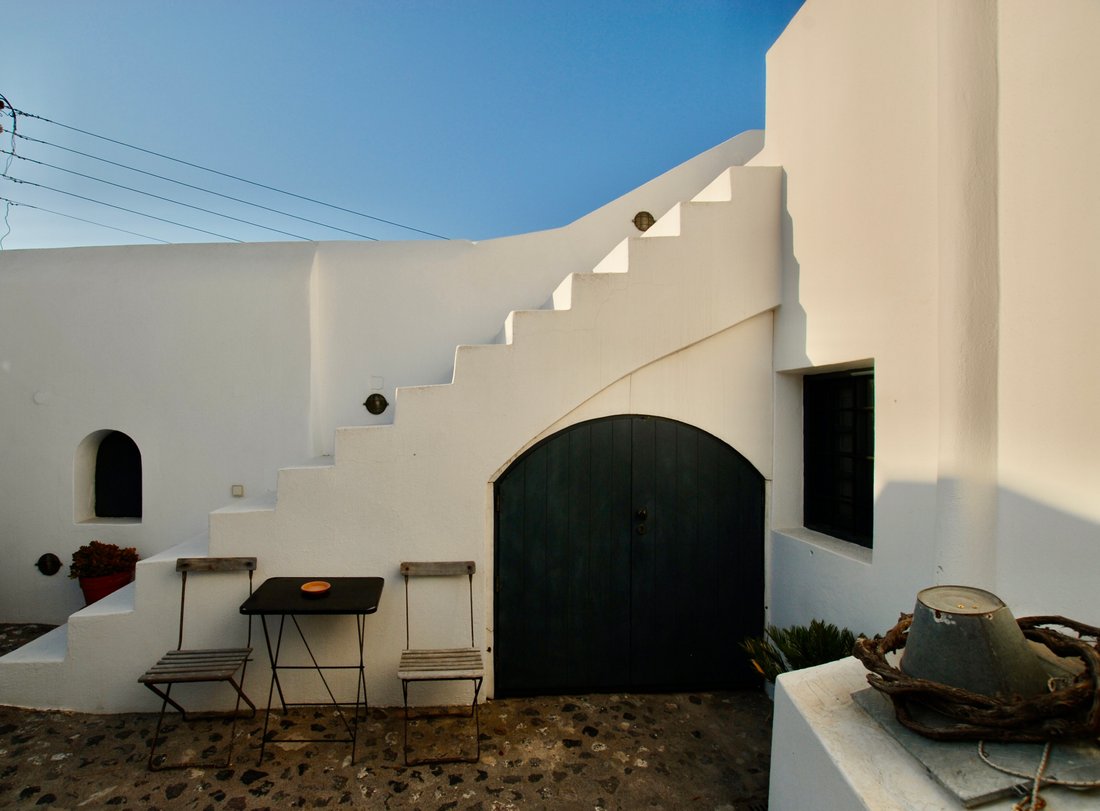 House in Thira, Aegean, Greece 4 - 11867609