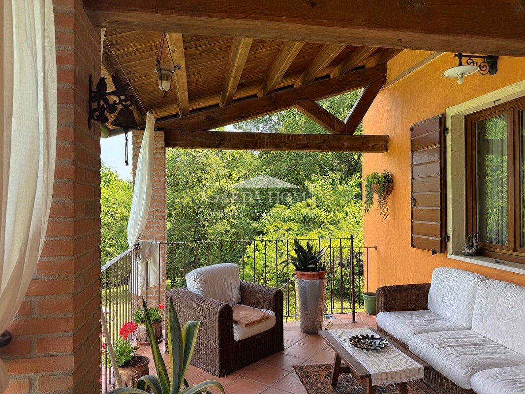 Villa in Desenzano Centro, Desenzano del Garda, Lombardy 5 - 17535120