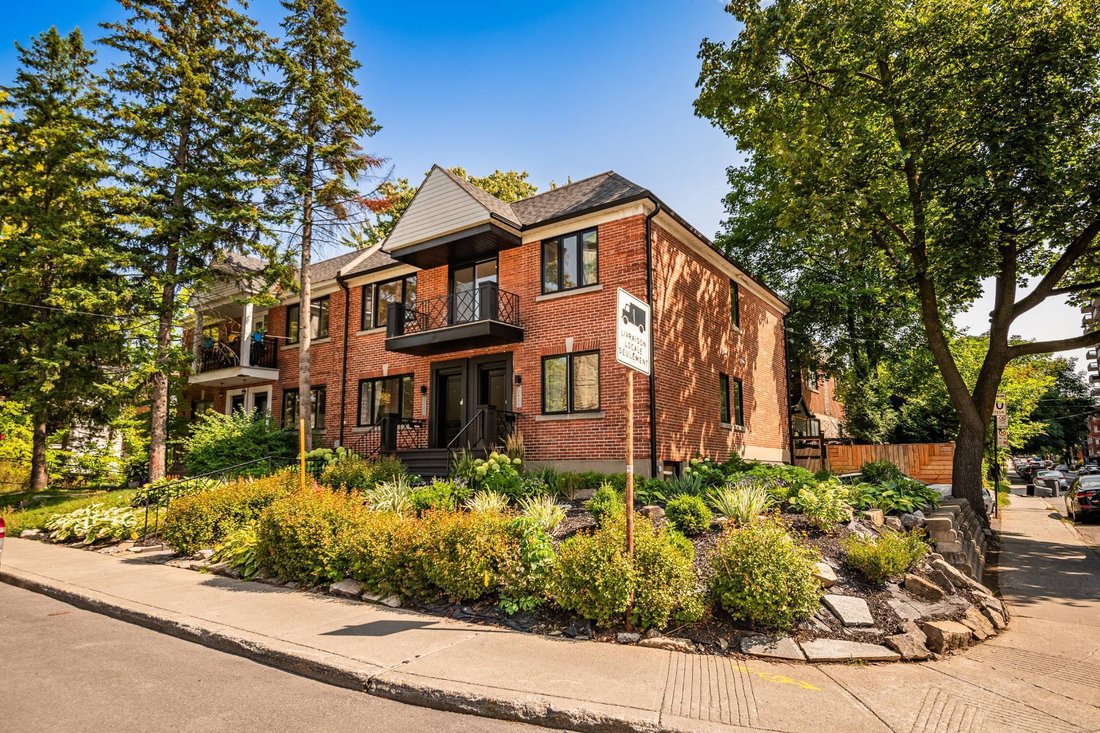 House in Montréal, Quebec, Canada 2 - 17535175