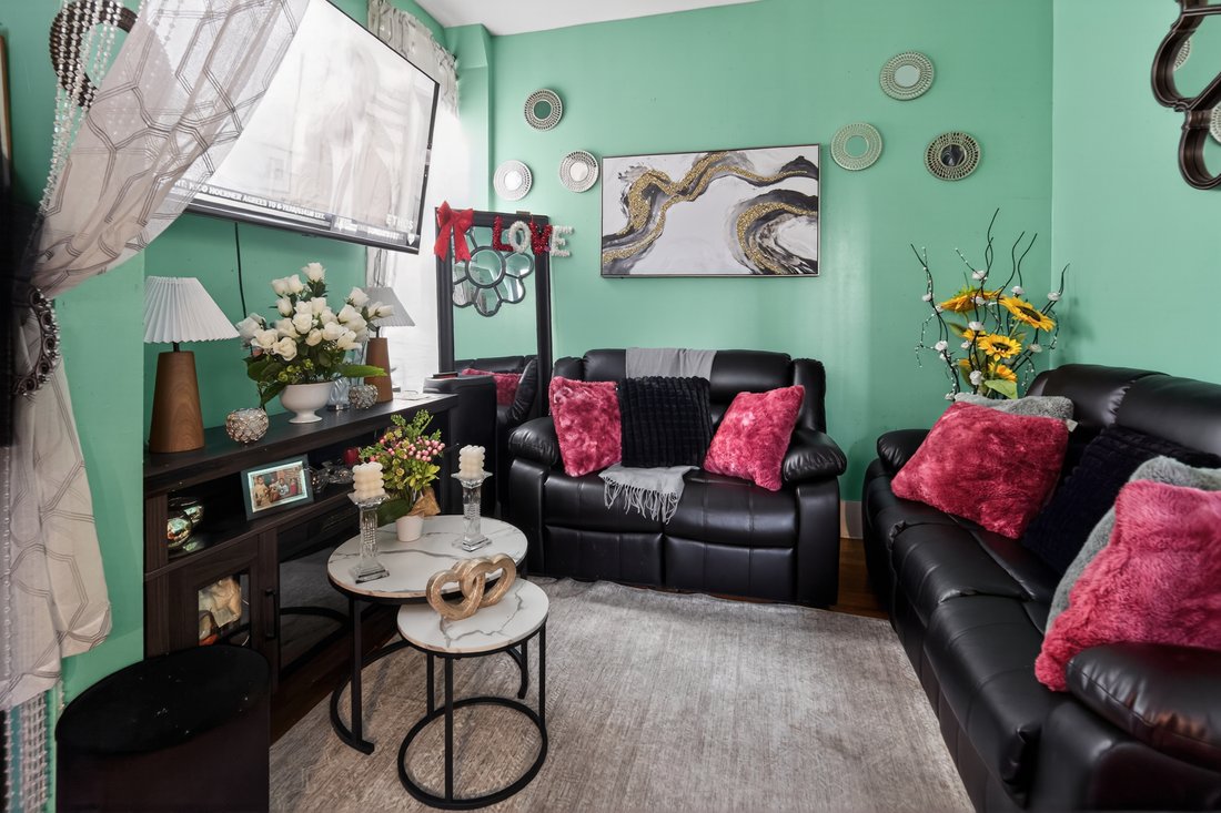 House in Union City, New Jersey, United States 4 - 17534828