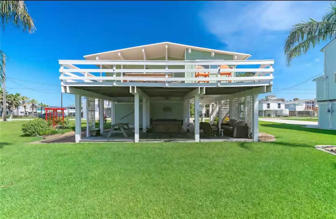 House in Galveston, Texas, United States 3 - 17534317