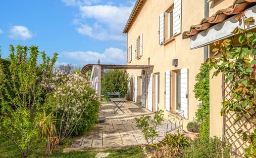 House in Centre, Craponne, France 1