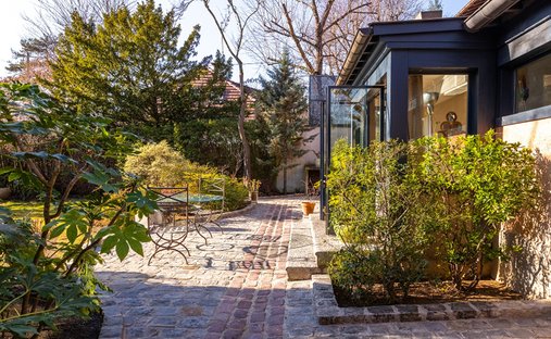 House in Ouest, Croissy-sur-Seine, France 1