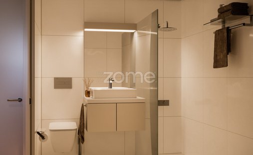 Apartment in Cedofeita, Santo Ildefonso, Se, Miragaia, Sao Nicolau e Vitoria, Porto District, Portugal 1