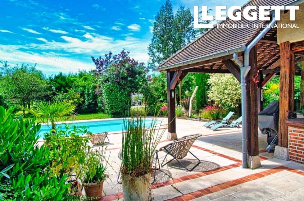 Villa in Centre Ville, Blois, France 4 - 17532156