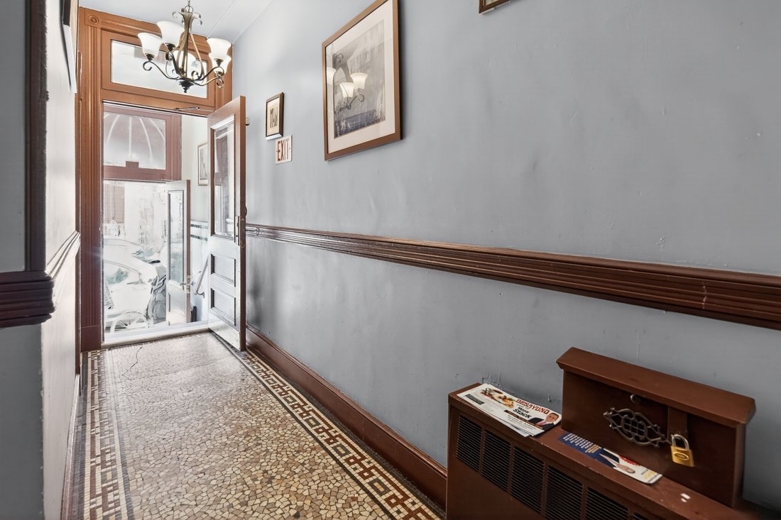 House in Union City, New Jersey, United States 2 - 17534828