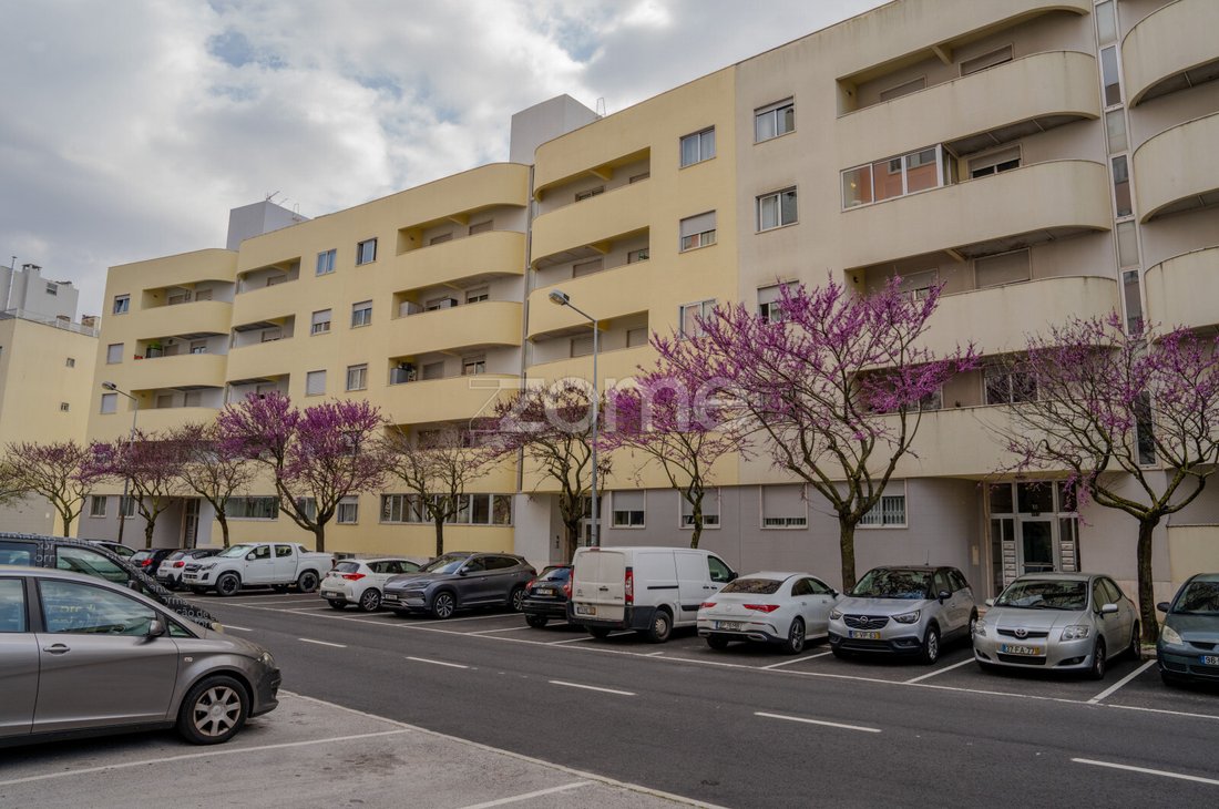 Apartment in Odivelas, Lisbon, Portugal 4 - 17534671