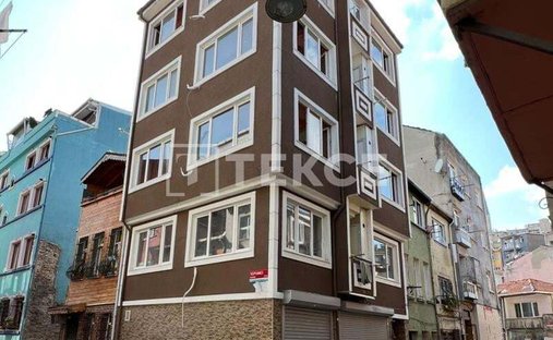 House in Fatih, İstanbul, Turkey 1
