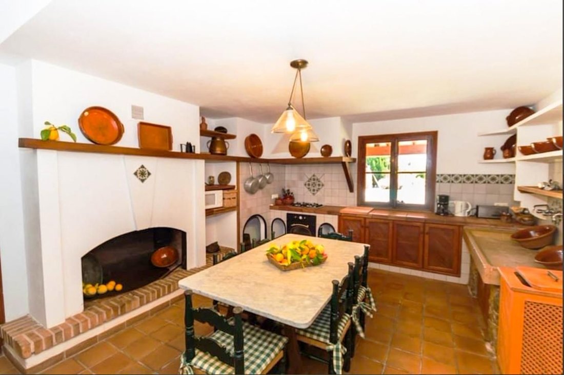 House in Binissalem, Balearic Islands, Spain 3 - 17530886