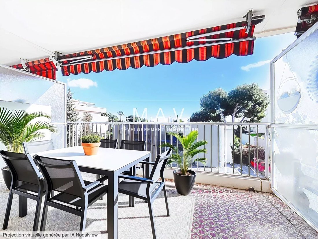 Apartment in Saint-Laurent-du-Var, Provence-Alpes-Côte d'Azur, France 1 - 17534940