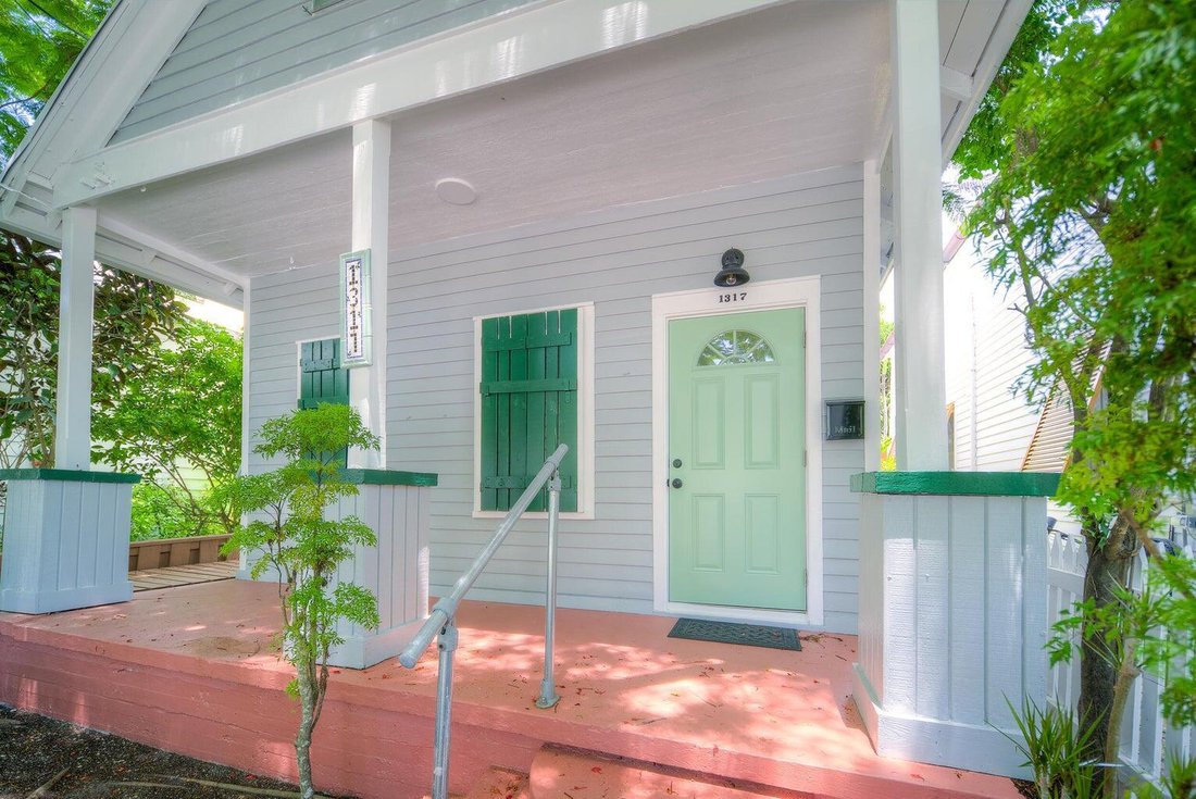 House in Key West, Florida, United States 2 - 17531036