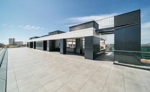 Appartement à Mafamude et Vilar do Paraiso, District de Porto, Portugal 1