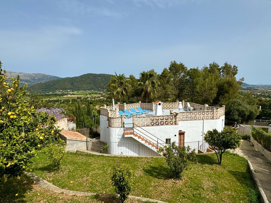 Villa in Campanet, Balearic Islands, Spain 1 - 17531899