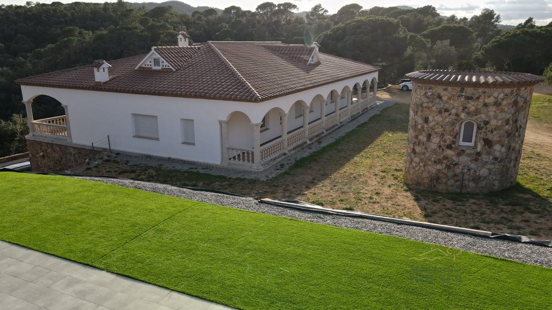 Finca in Tossa de Mar, Catalonia, Spain 2 - 10696065