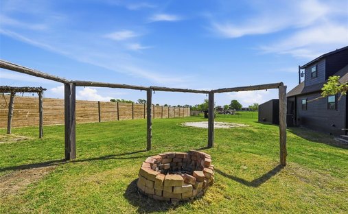 House in Decatur, Texas, United States 1