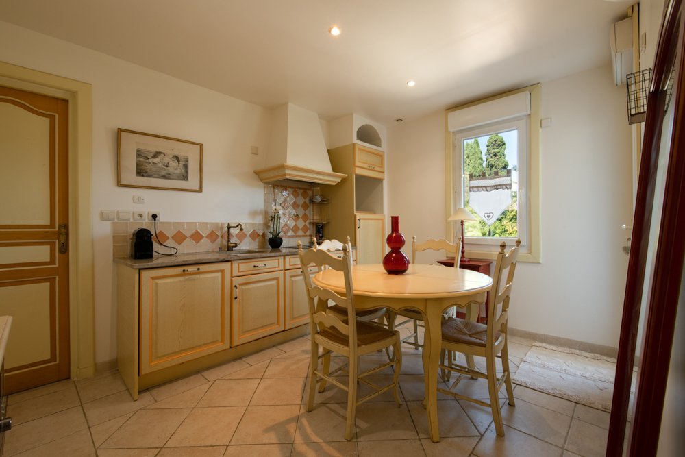 Apartment in Nartelle-Noyer-Bellevue-bd des Sardinaux, Sainte-Maxime, France 3 - 17531703