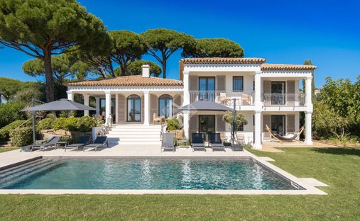 Villa in La Croix-Valmer, Provence-Alpes-Côte d'Azur, France 1