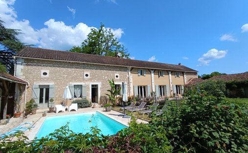 House in Bassillac, Bassillac et Auberoche, France 1