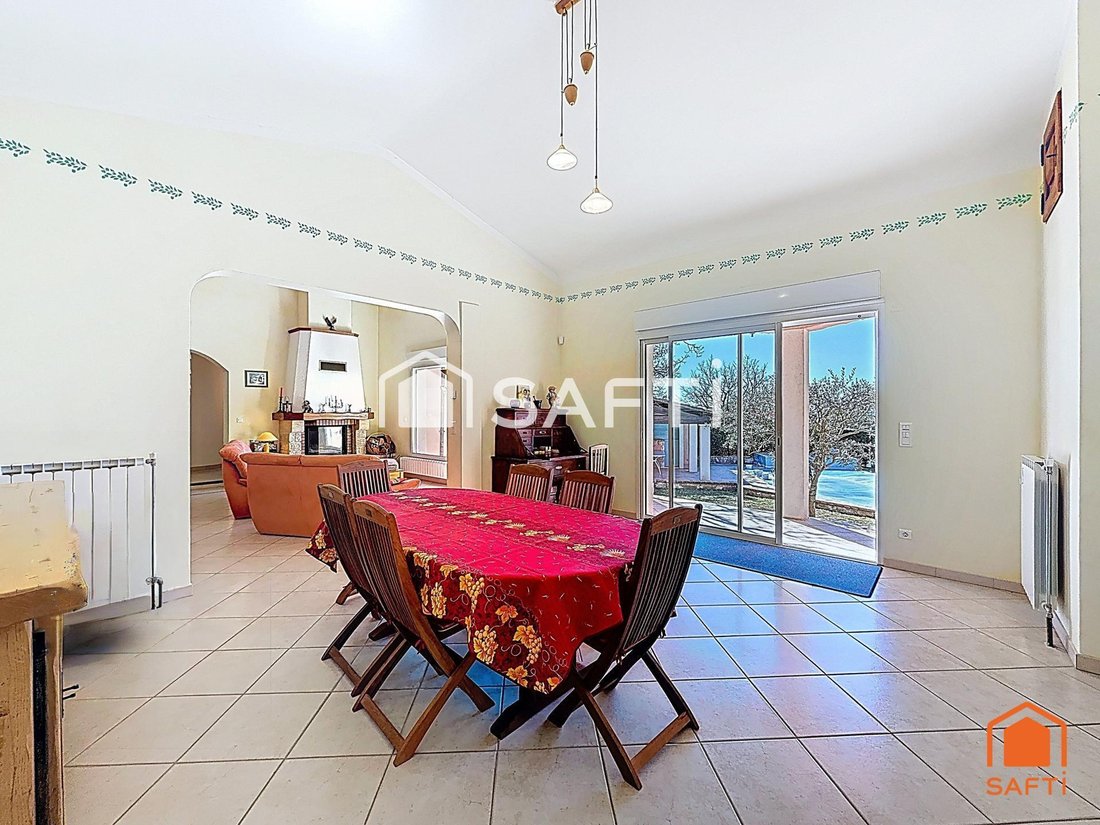 House in Régusse, Provence-Alpes-Côte d'Azur, France 5 - 17532931