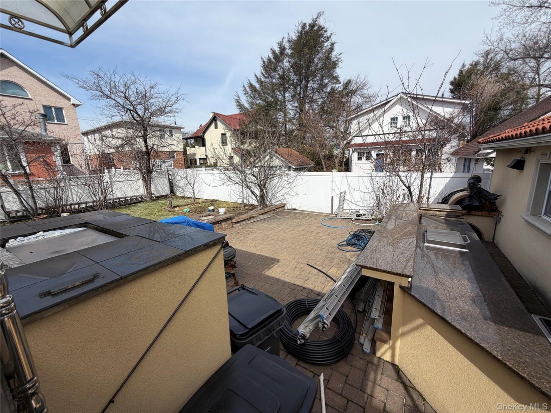 House in New York, New York, United States 5 - 17531086