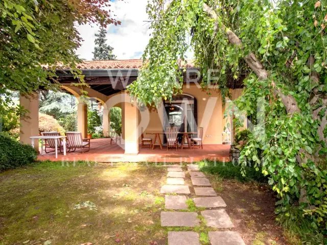 Villa in Cairate, Lombardy, Italy 2 - 17530758