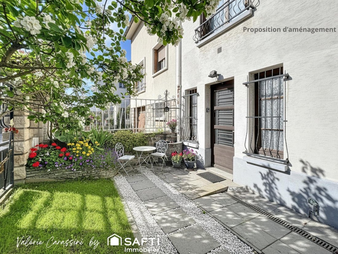 House in Kremlin-Saint Germain, Le Kremlin-Bicetre, France 1 - 17532975