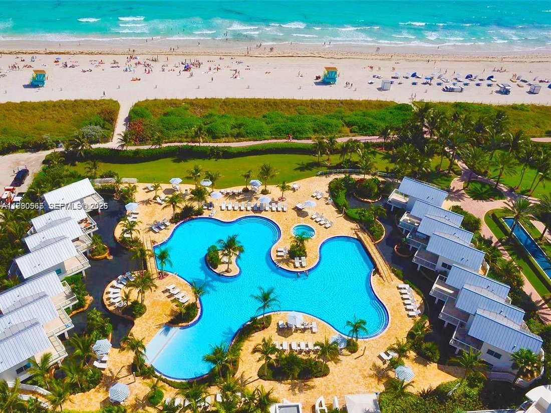 Condo in Miami Beach, Florida, United States 2 - 17534087