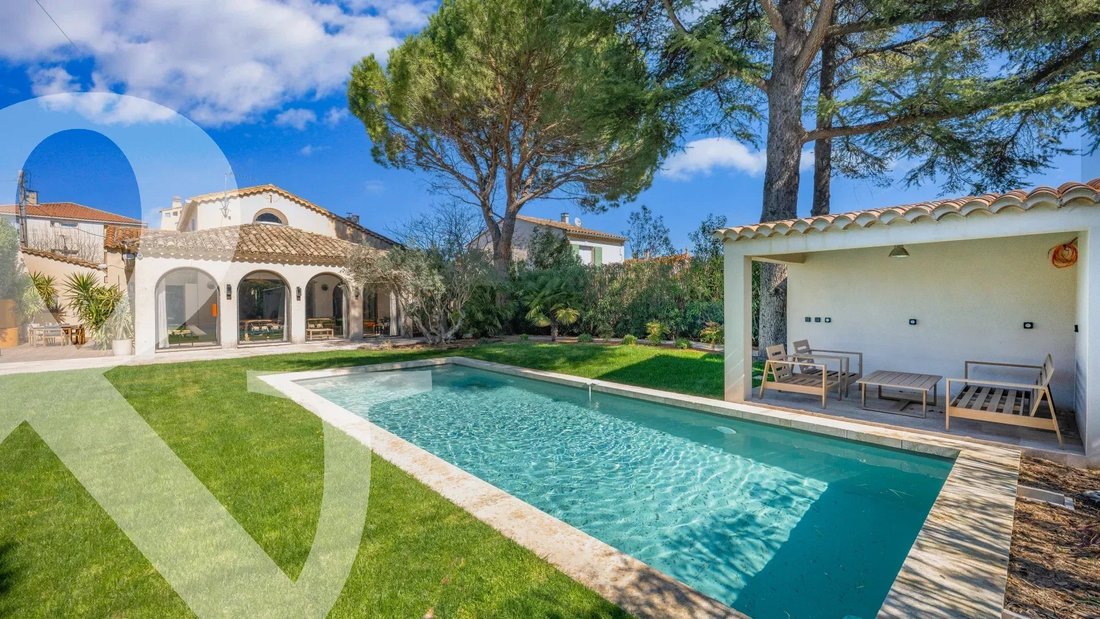 House in Saint-Rémy-de-Provence, Provence-Alpes-Côte d'Azur, France 1 - 17531660
