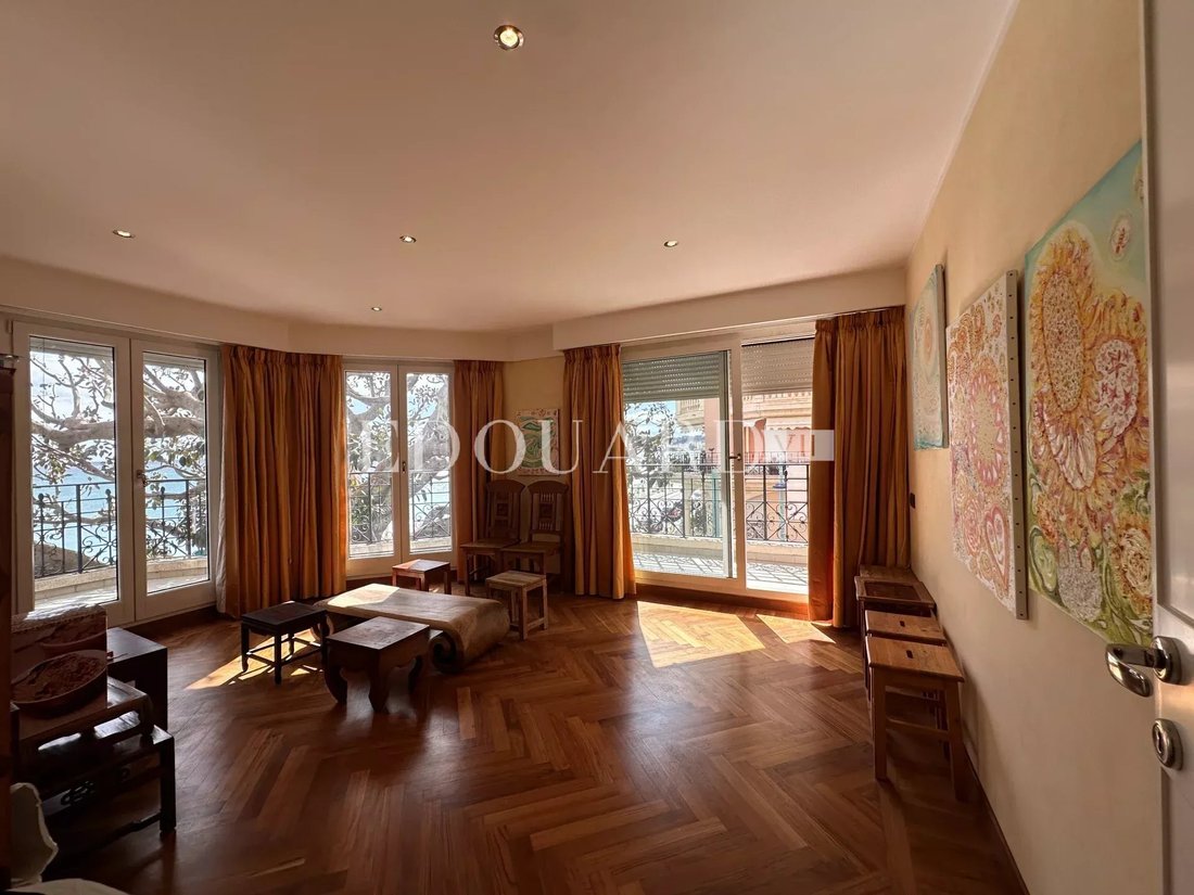 Apartment in Menton, Provence-Alpes-Côte d'Azur, France 4 - 17532141