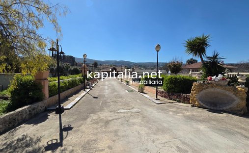 Villa in Ontinyent, Valencian Community, Spain 1