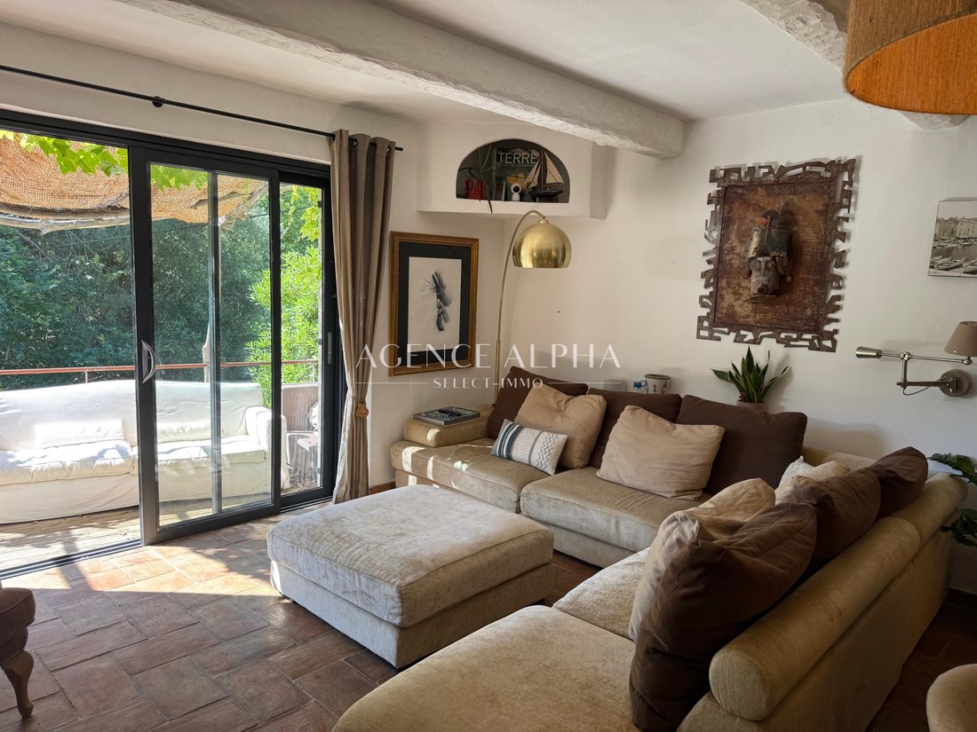 House in La Garde-Freinet, Provence-Alpes-Côte d'Azur, France 2 - 17531678