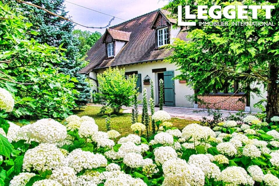 Villa in Centre Ville, Blois, France 5 - 17532156