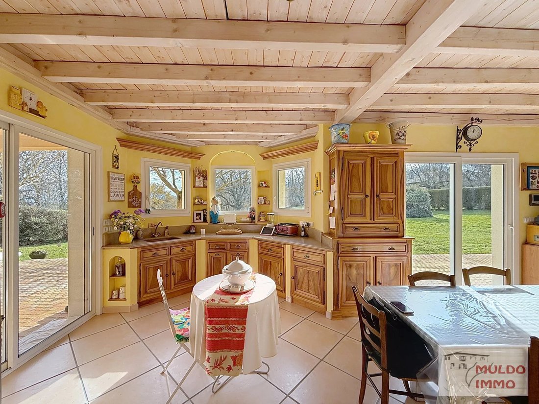 Villa in Corbelin, Auvergne-Rhône-Alpes, France 4 - 17533388