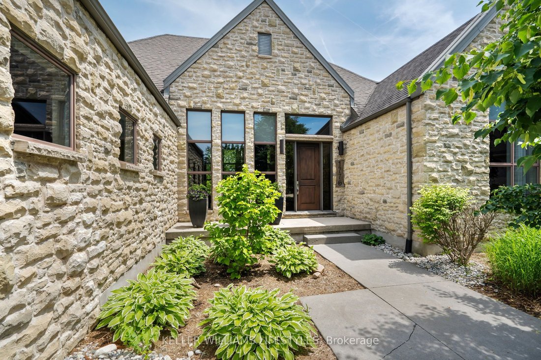House in London, Ontario, Canada 1 - 16364991