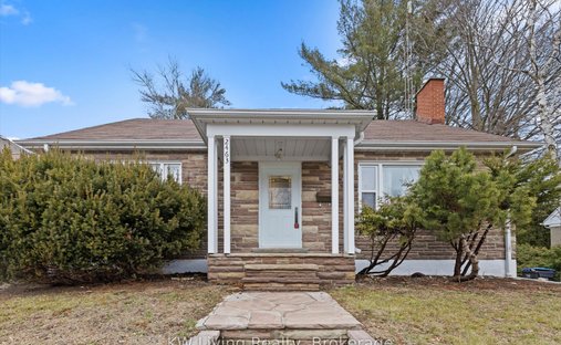 House in Mississauga, Ontario, Canada 1