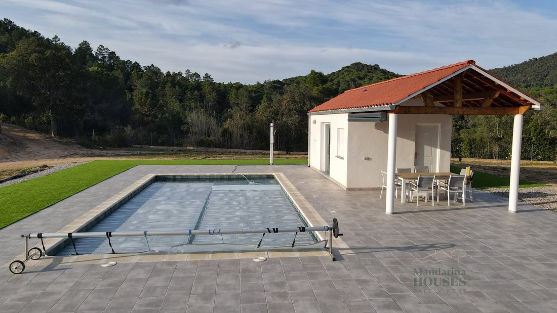 Finca in Tossa de Mar, Catalonia, Spain 5 - 10696065