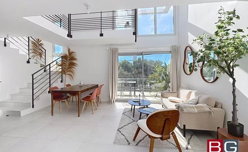Apartment in La Constance-Le Puy, Antibes, France 1