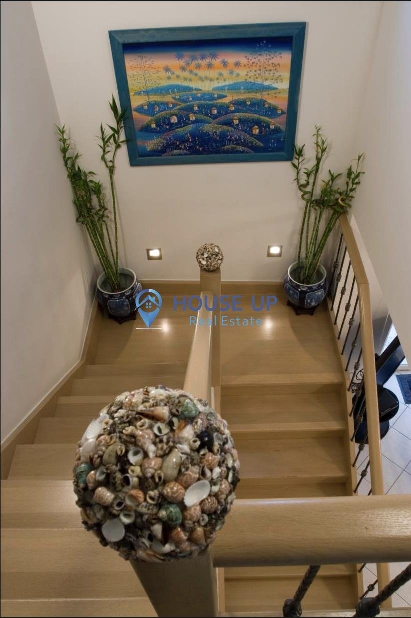 House in Vouliagmeni, Attica, Greece 3 - 17530986