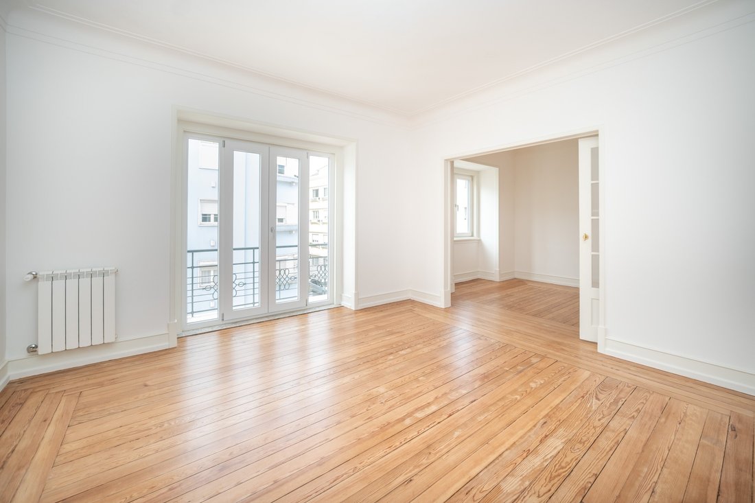 Apartment in Areeiro, Lisbon, Portugal 2 - 17534762