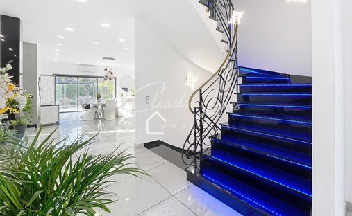 Maison à Centre Ville-Calais, Argenteuil, France 1