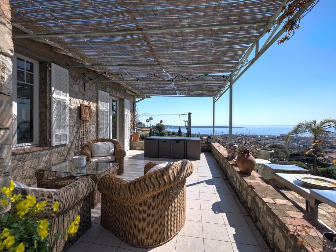 House in Gabelle-Courcettes-Les Clos, Vallauris, France 3 - 17534641