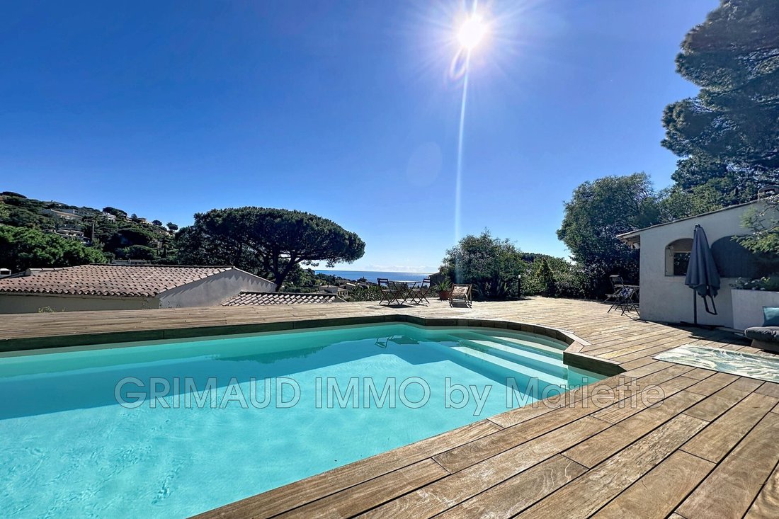 Villa in Les Issambres, Roquebrune-sur-Argens, France 2 - 17510665